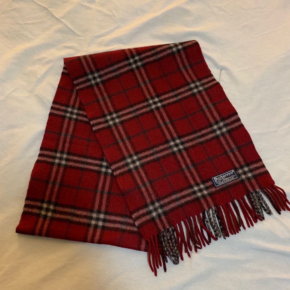 Burberry Lambswool deep red check scarf